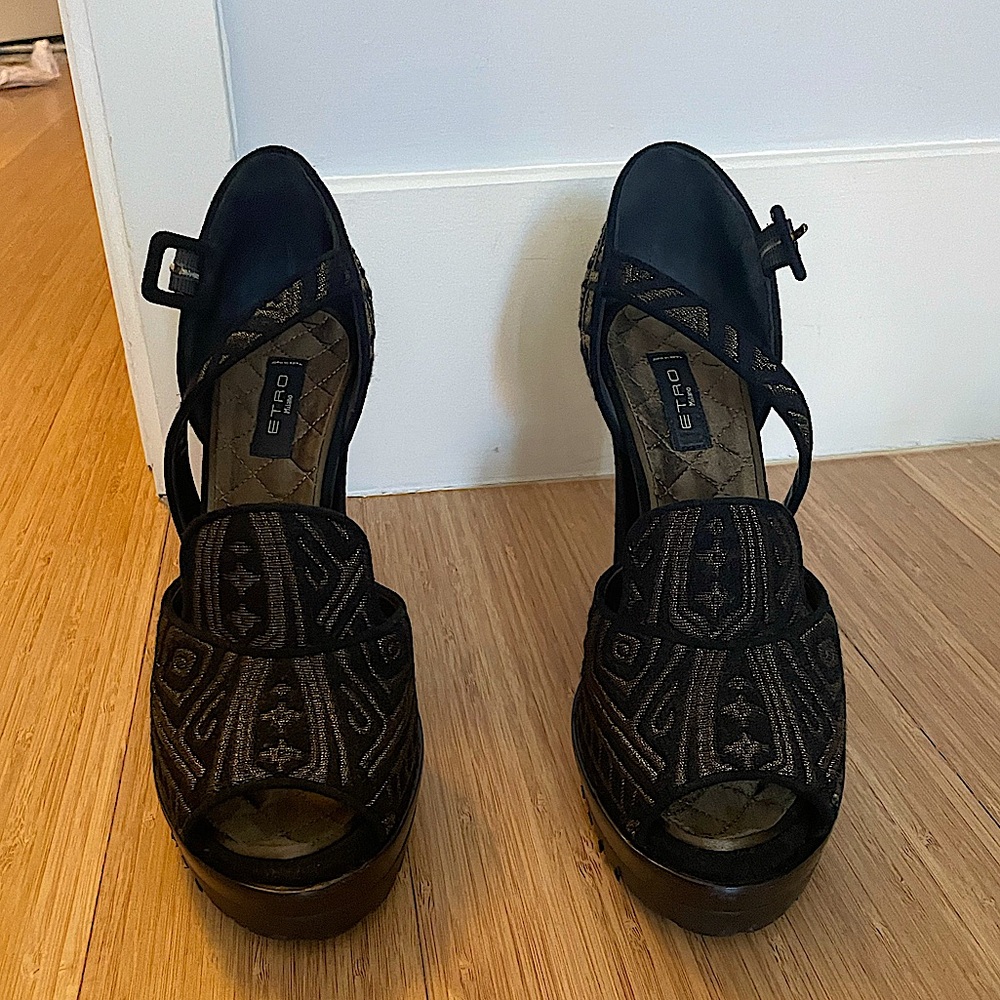 Luxury European designer ETRO platform high heel sandals